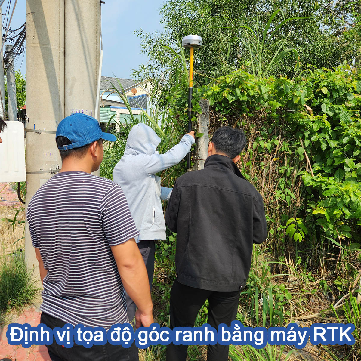 Định vị tọa độ góc ranh bằng máy RTK.jpg (518 KB)