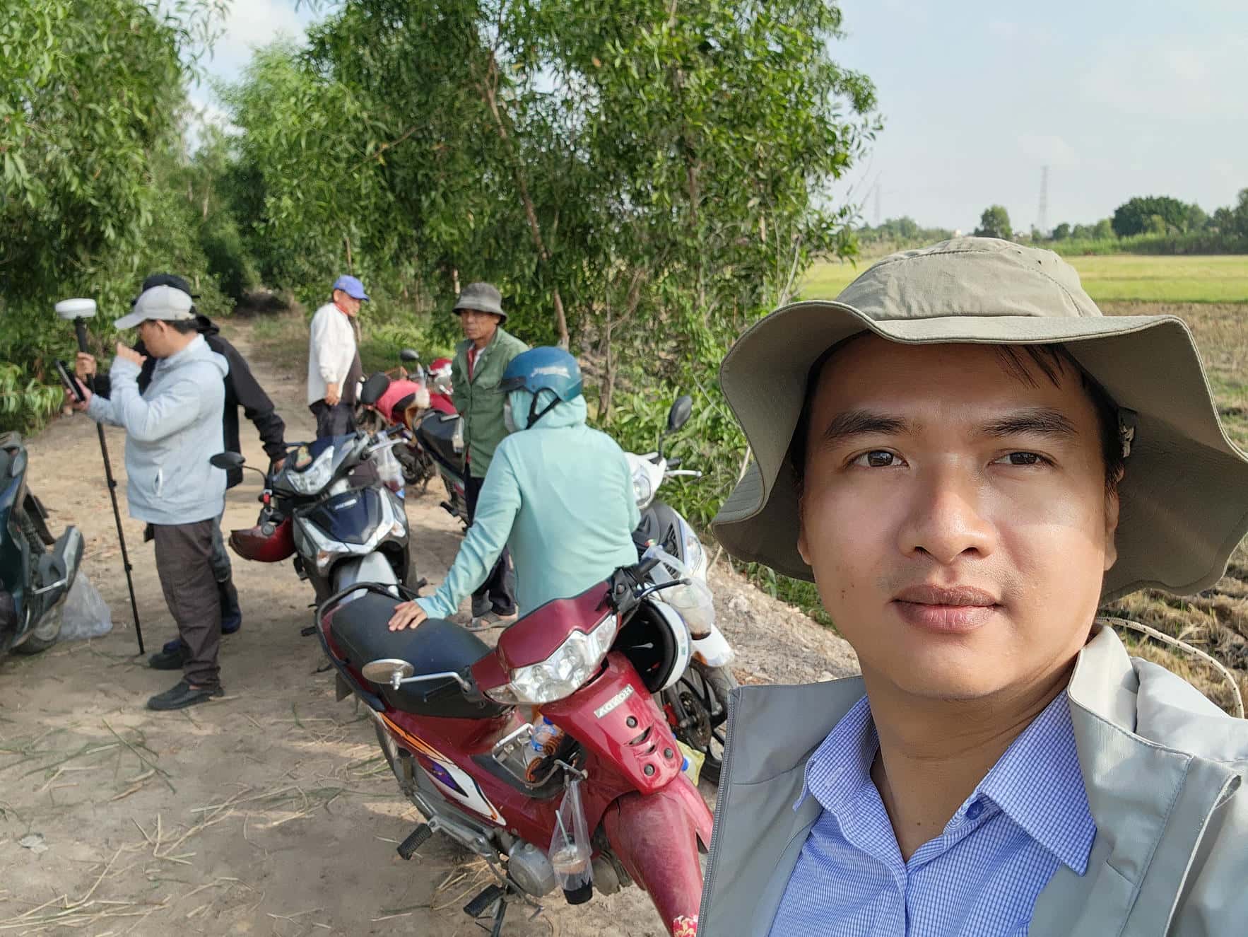 Đo đất nông nghiệp Hóc Môn xác định ranh theo sổ và bờ đất - Dịch vụ địa chính.jpg (261 KB)